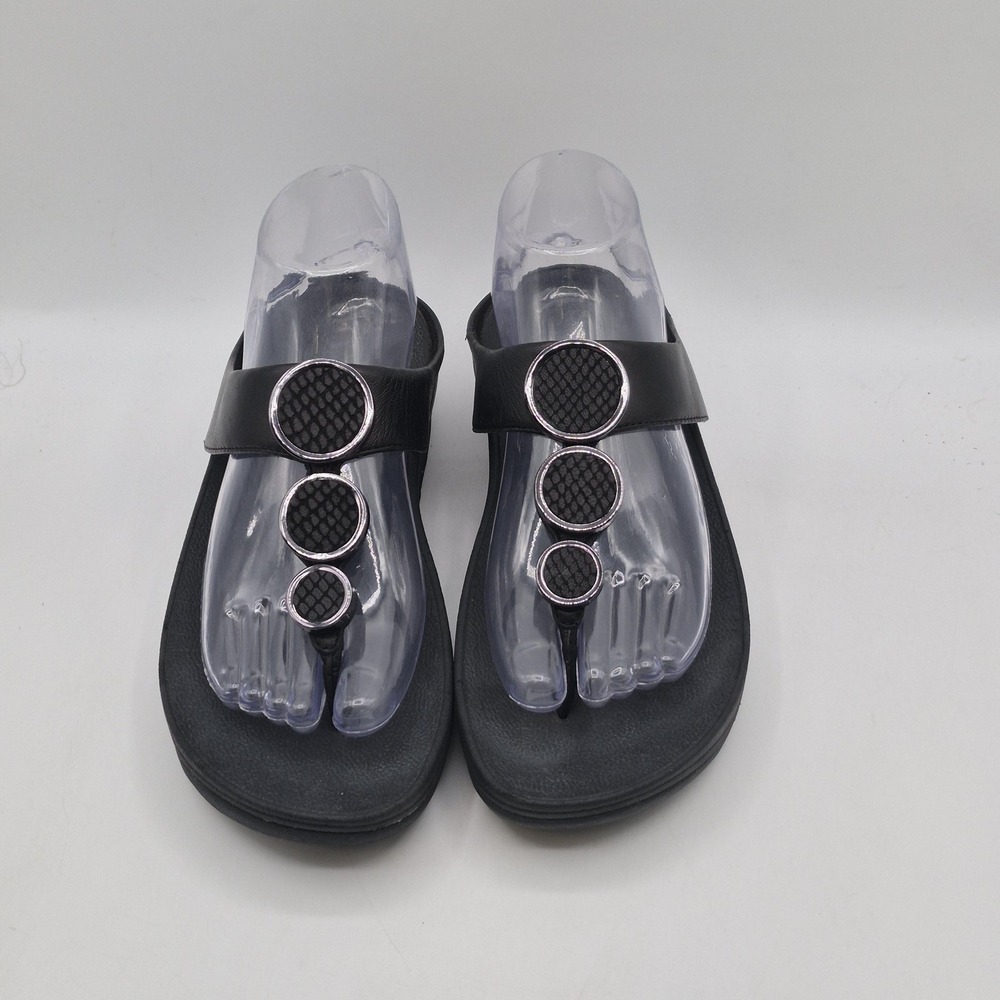 FitFlop Sandals Womens Size 8 Black Thong Medallion Microwobbleboard 142-001 - Picture 7 of 12